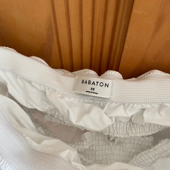 Babaton sleeveless flouncy crop top - Picture 2 of 3